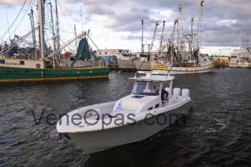 Edgewater 370CC Tekniset tiedot ja arvostelut